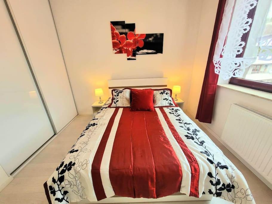 Apartment Sophie 3 Rooms, 2 Bathrooms, 8 Persons คราคูฟ ภายนอก รูปภาพ