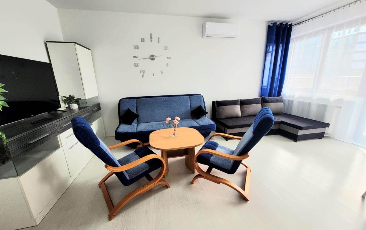 Apartment Sophie 3 Rooms, 2 Bathrooms, 8 Persons คราคูฟ ภายนอก รูปภาพ