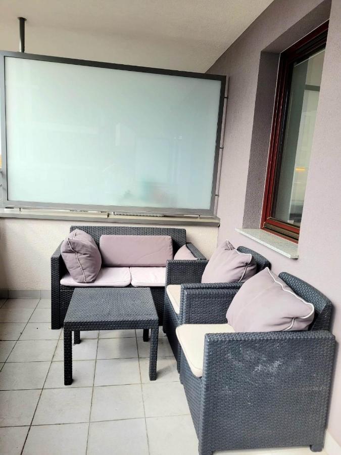 Apartment Sophie 3 Rooms, 2 Bathrooms, 8 Persons คราคูฟ ภายนอก รูปภาพ